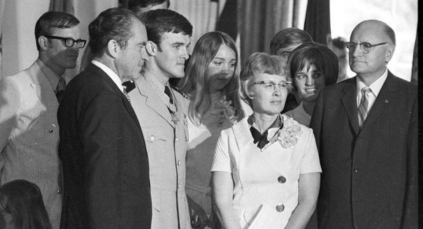 Bob-Kerrey-MOH